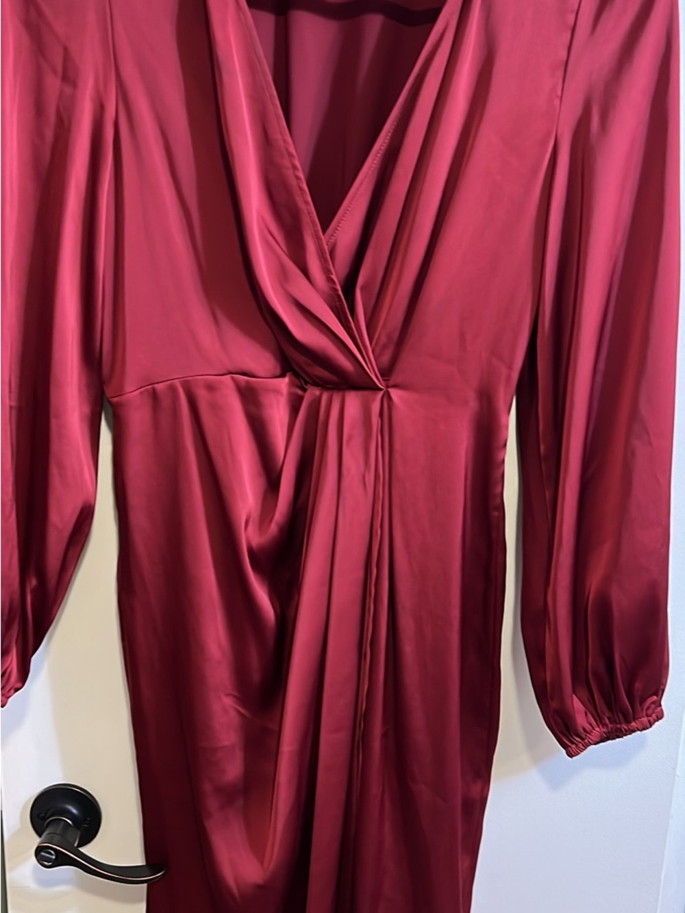 Set of two dresses, size M. Brand: SHEIN. Burgundy and dark blue.